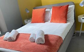 2 Bed Apartment Close To City Centre